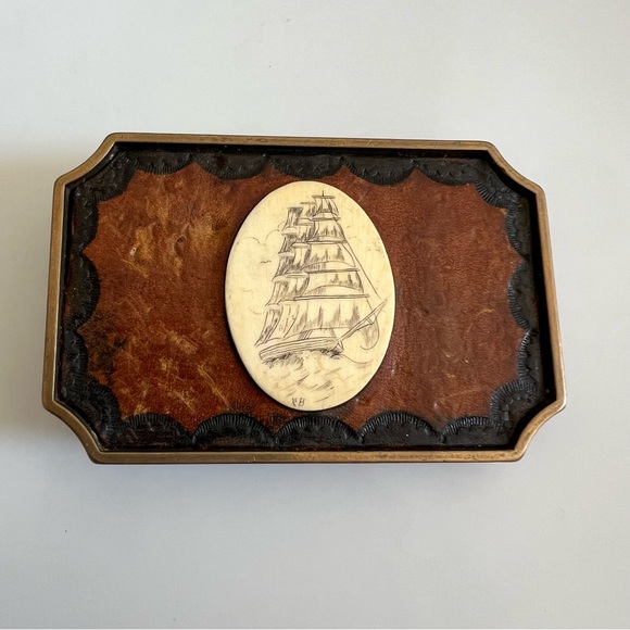 BRASS LEATHER BONE Pirate Ship Belt Buckle Vintage - Picture 3 of 3